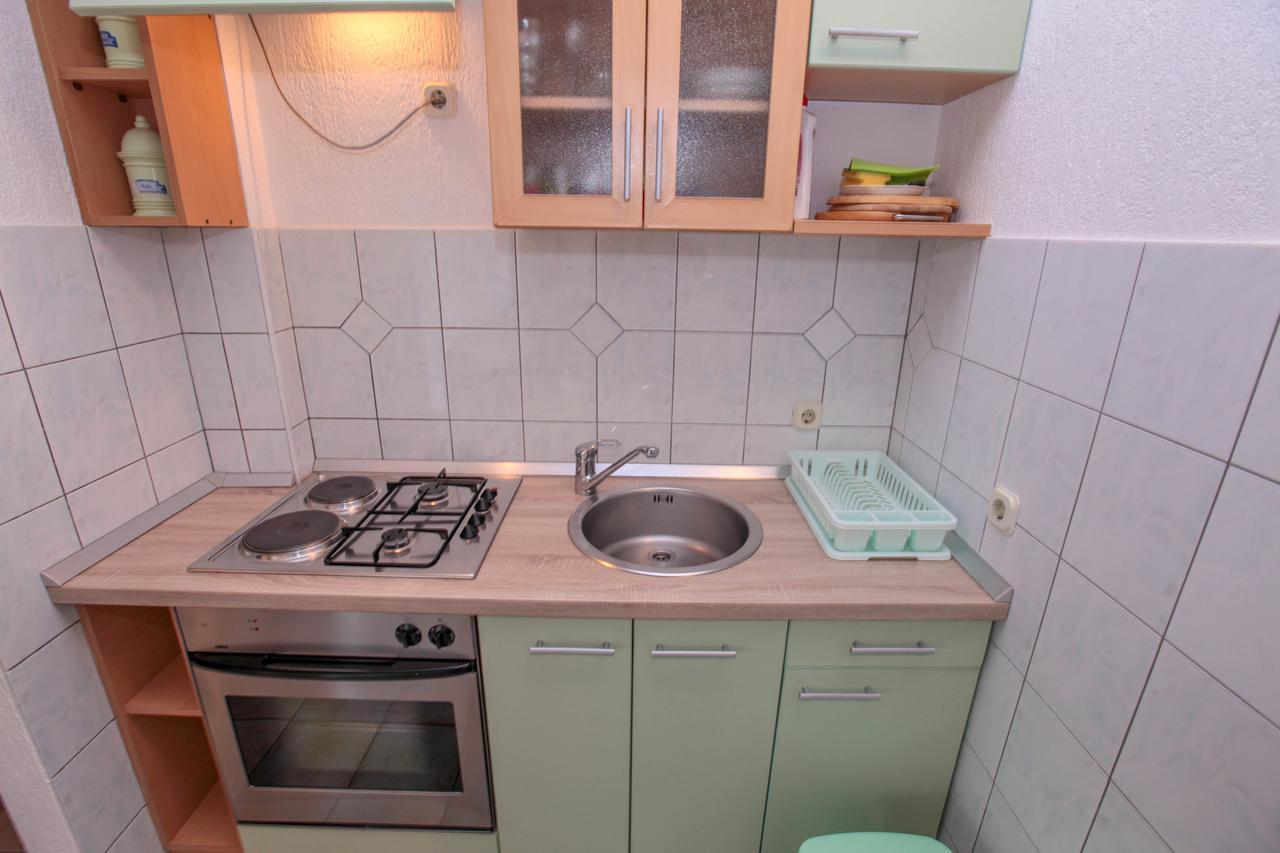 Apartments Mama Рогозница Экстерьер фото