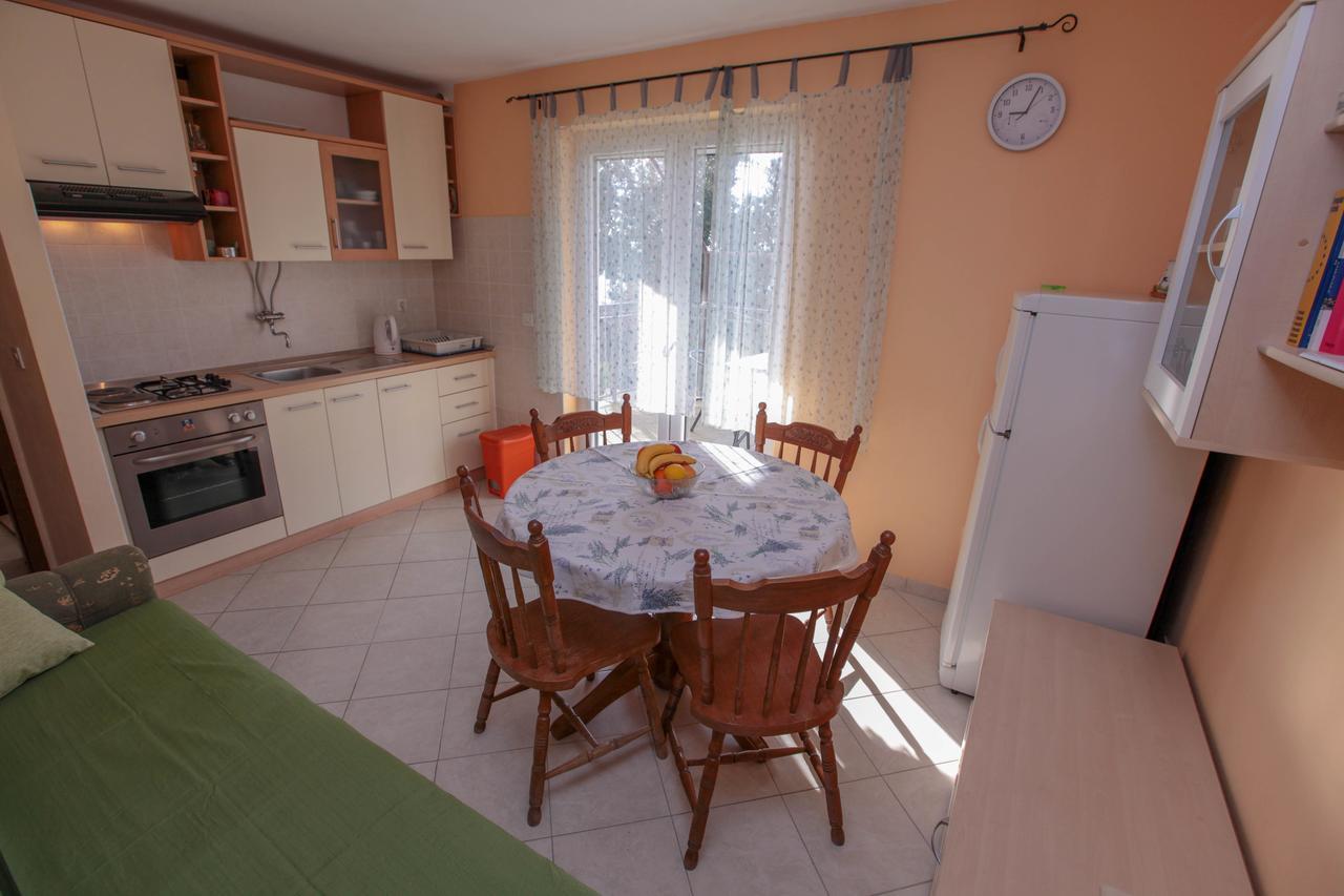 Apartments Mama Рогозница Экстерьер фото